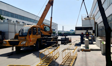 https://www.ghcooling.com/upload/image/2026-07/Closed cooling tower unloading.png